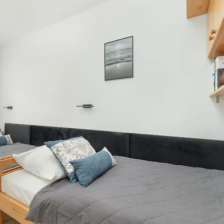 Morskie Oko Obok Plazy Blisko Natury Seaview By Rent Like Lejlighed